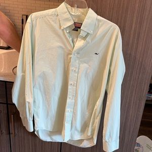 Vineyard Vines buttondown
